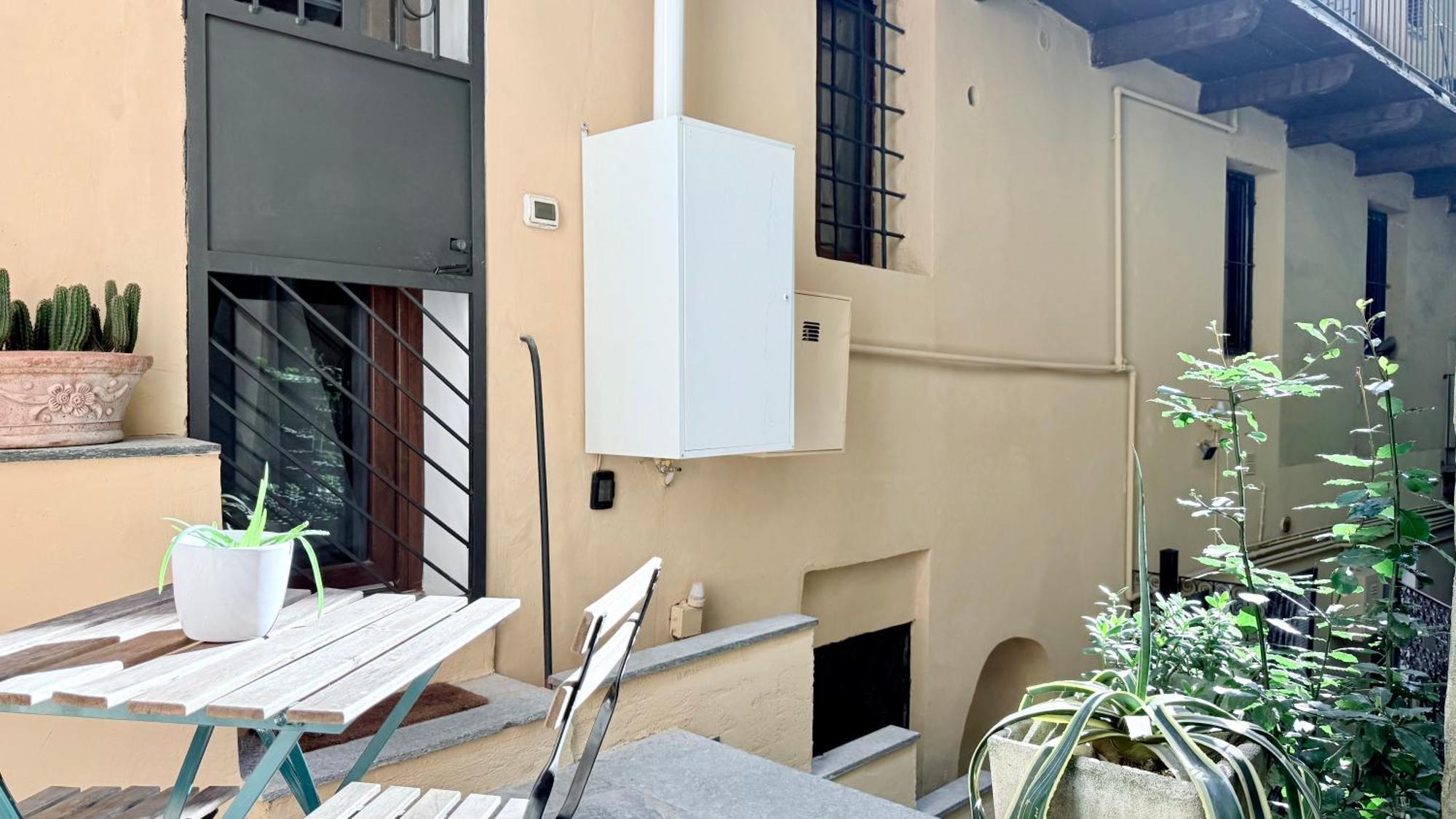 Small Alley Pinerolo Exterior foto